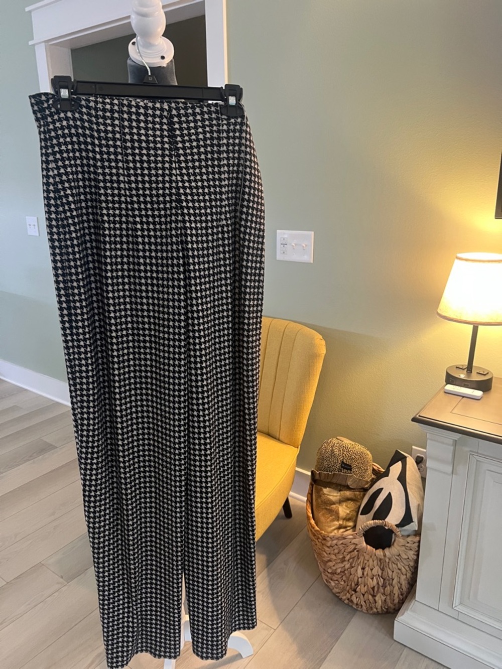 Norma Kamali Black and White Houndstooth Maxi Wide Leg High Waist pants - Picture 8 of 15